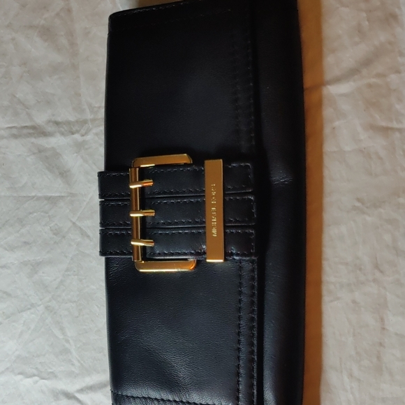 Michael Kors Clutch - Picture 3 of 8